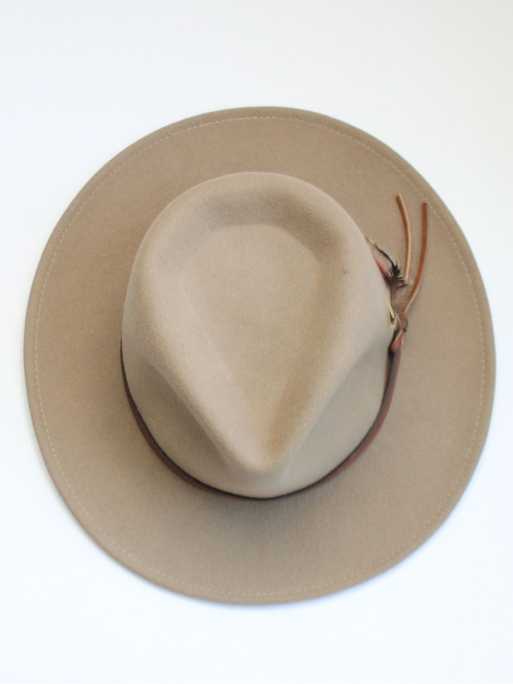 Dorfman Pacific Tan Fedora Wide Brim Hat with Feather Accent 100% Wool Felt - Picture 3 of 5